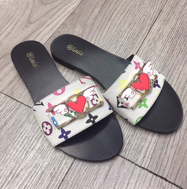 

2021 Branded Women Woody Mules Fflat Slipper Deisgner Lady Lettering Fabric Outdoor Leather Sole Slide Sandal black white
