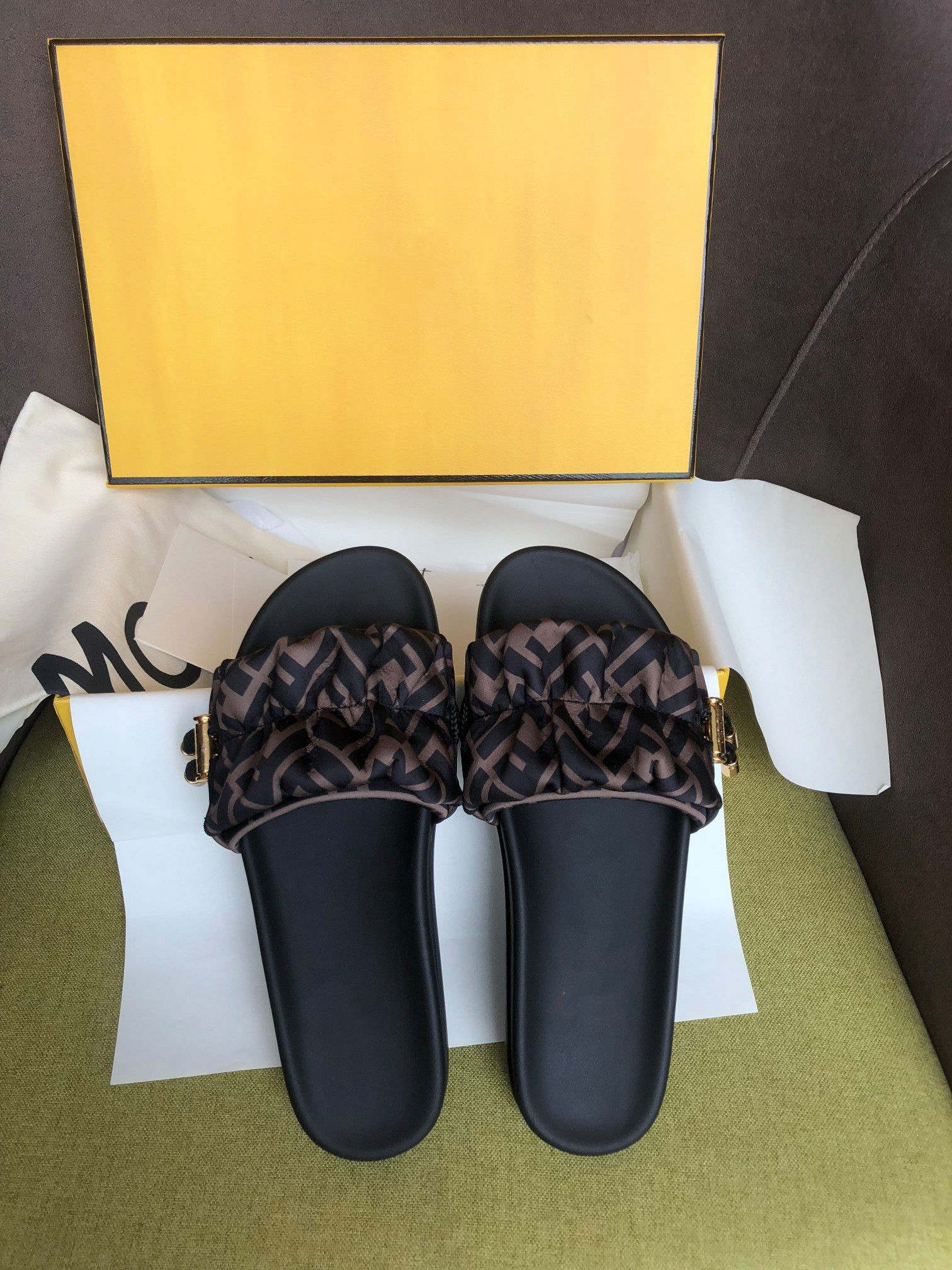 

Signature banded sandals slippers slides baguette 100% real leather with box size 35-42, Blue