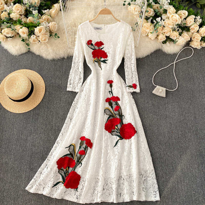 

Black/White Embroidery Long Dress Women Vintage Round Neck Long Sleeve High Waist Lace Party Vestidos Female Spring Autumn 2021 Y0603