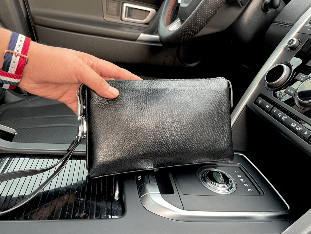 

Clutch Bags Messenger for Men Simple Atmosphere Cheap Handbag Shoulder Casual Designer Crossbody Purse Shopping Lady Pearl Wallets 1030, Black