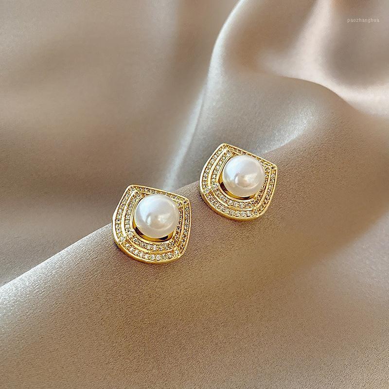 

Stud Arrival Earrings Fashion Geometric Metal Women Classic Pearl Women's Simple Elegant Jewelry, Golden;silver