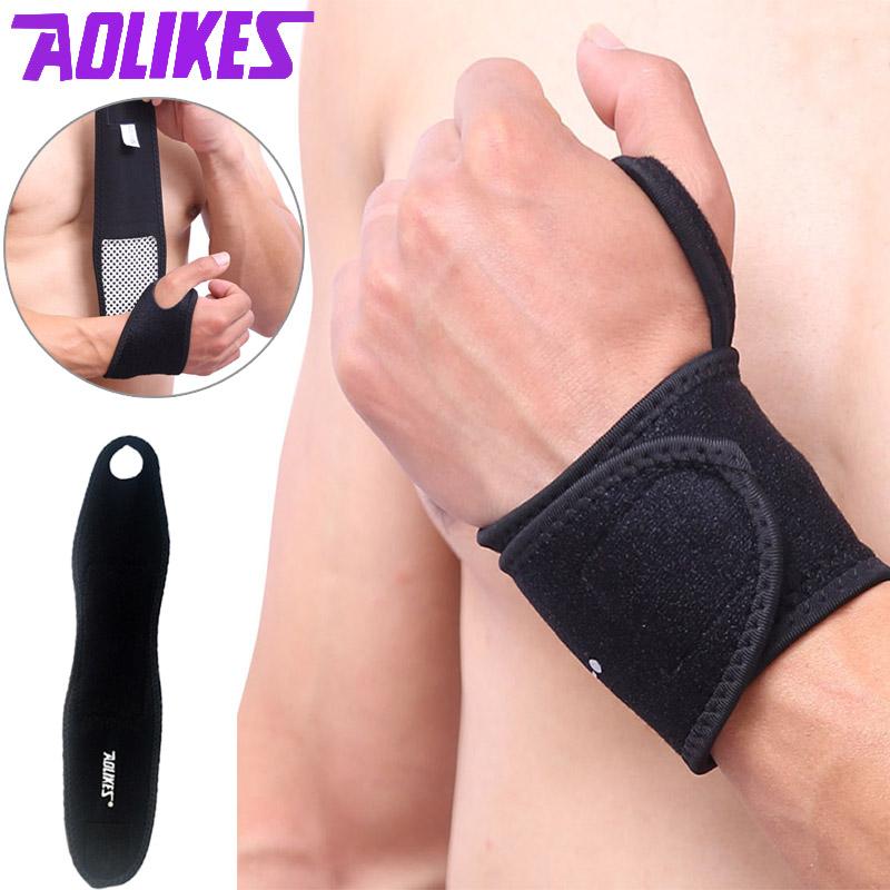 

Wrist Support Men Women Pressurized Fitness Bracer Guard Protector Winter Band Outdoor Sports Warmth Wristband, Black;red
