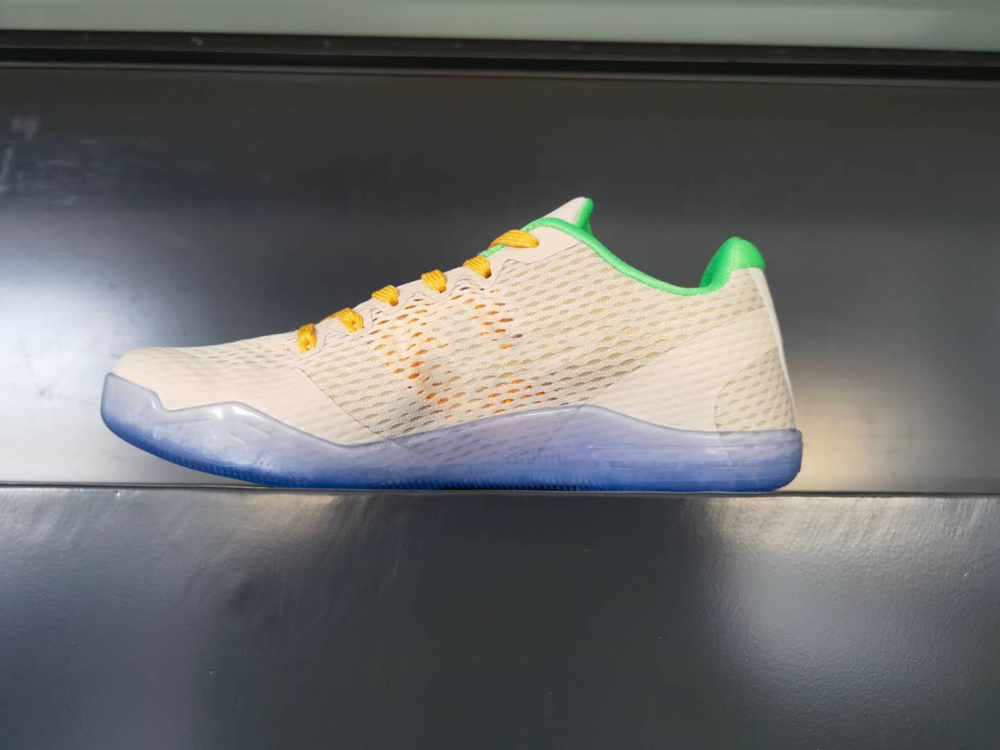 

Black Mamba 11 Low Peach Jam PE Men Basketball Shoes White Washed Teal Bright Crimson Sport Shoe With Box