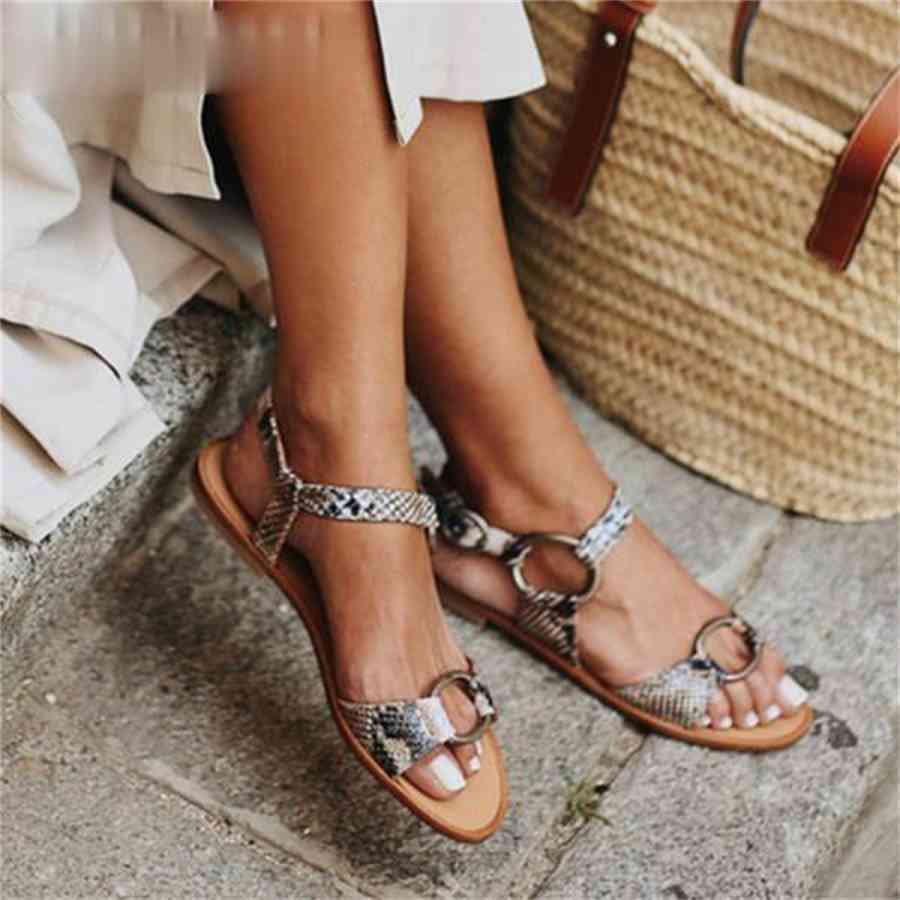 

2021 Fashion Women Summer Sandals Women Shoes Flats Casual Open Toe Beach Ladies Plus Size Sandals for Women 2020, Black