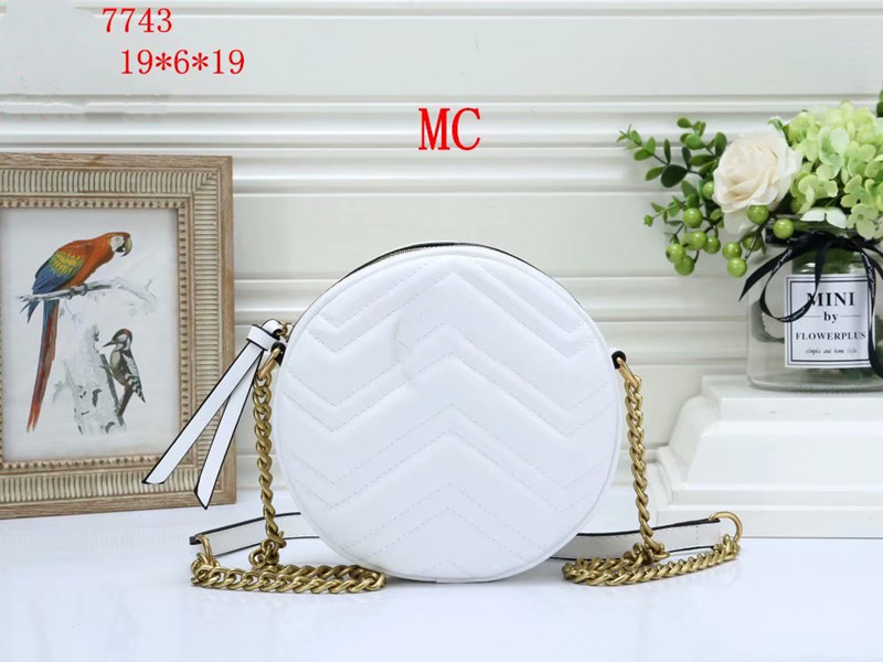 

YQ Handbag Women Luxurys Designers Bags 2022 5-color Mini Casual travel tassel small square bag PU material fashion shoulder bag's Wome