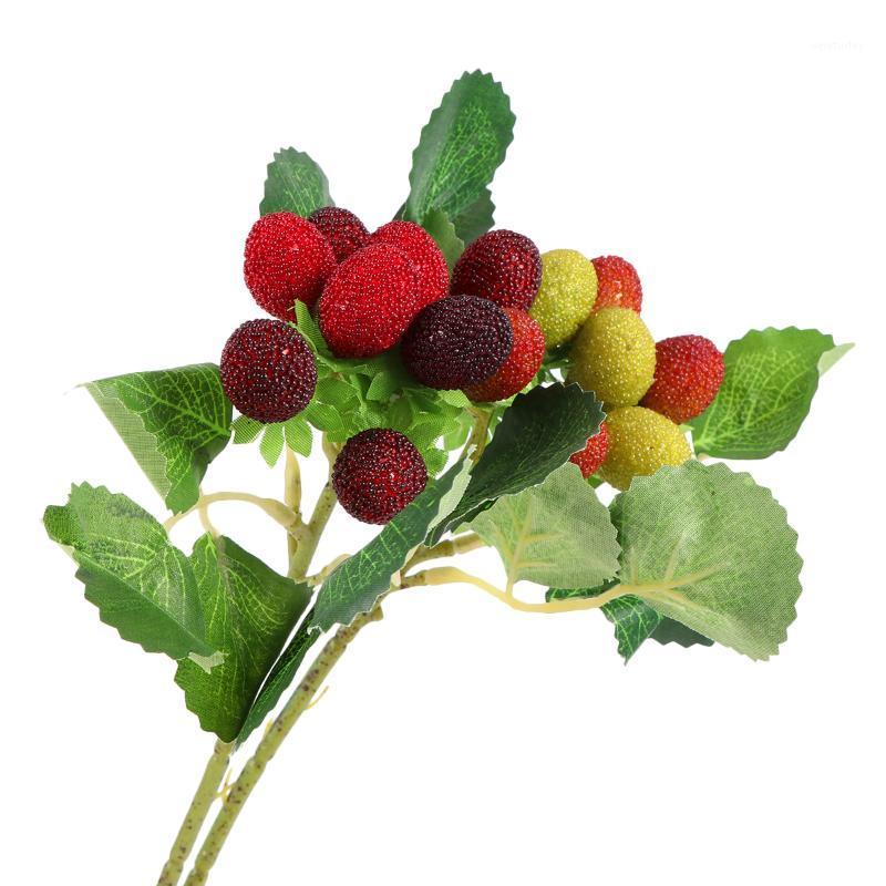 

Party Decoration 2pcs Simulated Strawberry Mode Artificial Fruit Desktop Adornment Household (Red + Green)