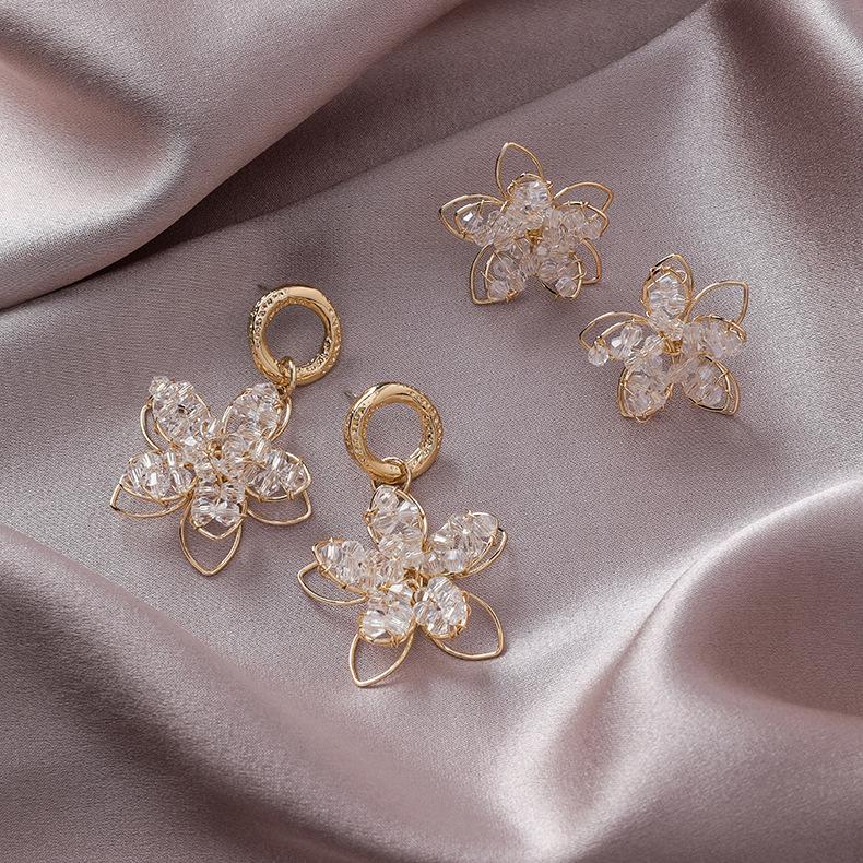 

Stud Korea Handmade Transparent Crystal Zircon Flower Earrings For Women Fashion Bijoux Oorbellen Party Gifts, Golden;silver
