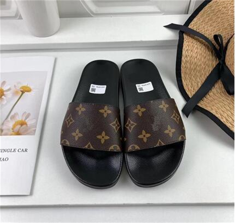 

Men Women slipper Fashion Designers Flat Slides Flip Flops Summer Outdoor Loafers Bath Shoes Beachwear Slippers With Original Box Top_shoes_factory, Black