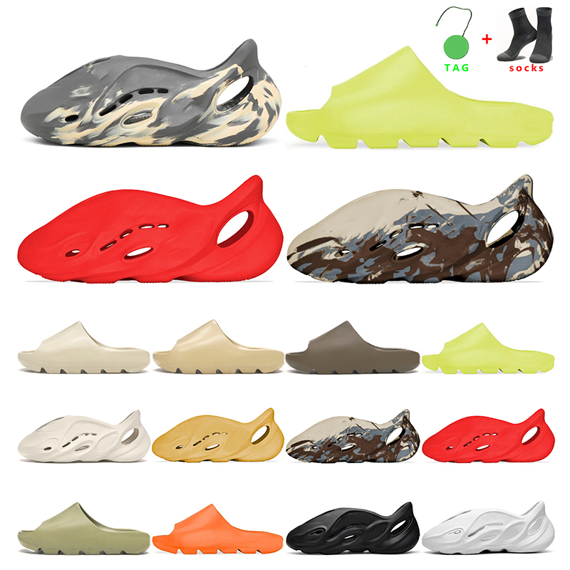

kanye slides shoes foam runner women men kids slipper Cream Clay Moon Gray Enflame Orange Earth Brown Sand Resin Soot slippers platform sandals trainers EUR 36-47, B12 betrue 36-45