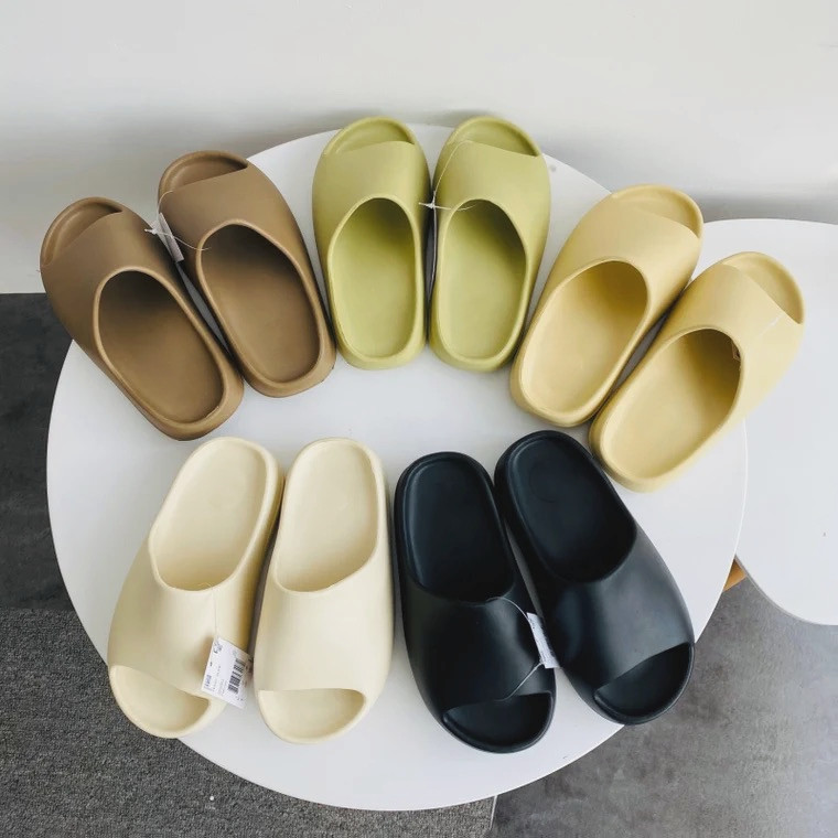 

Solid color comfortable kanye slides west slippers desert sand summer brown flat men women beach resin slide sandal mens womens slipper Graffiti Bone Rubber, Glow green