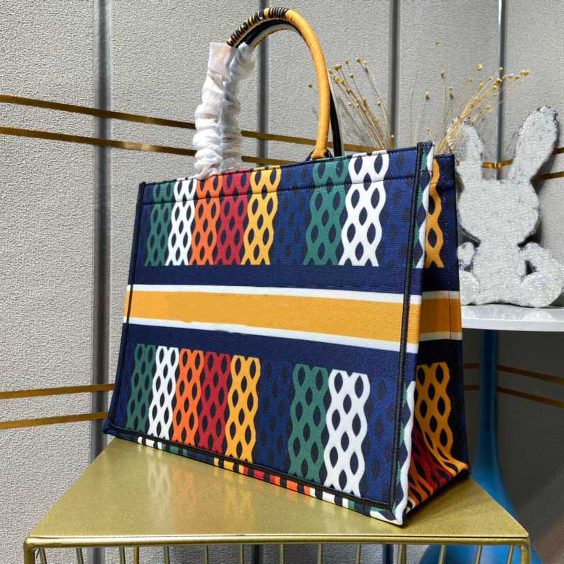 

Luxury Designer Tote Bag high quality large capacity canvas exquisite elegant lady's handbag, Blue