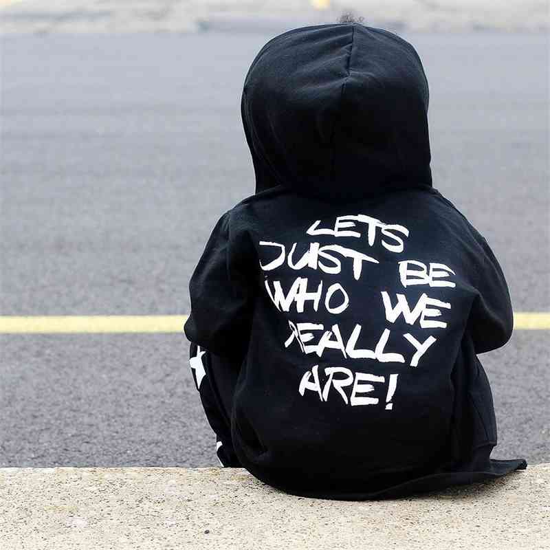 

Ins spring autumn children's boys' girls' black letter sweater hooded small and medium-sized children wear long sleeved tops
