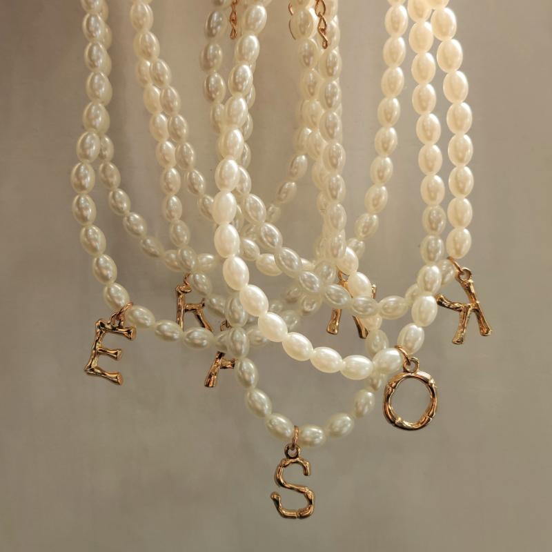 

Chains Letters White Imitation Pearl Beaded Necklace For Women Golden Bamboo 26 Initials Beads Choker Trendy Jewelry Gifts