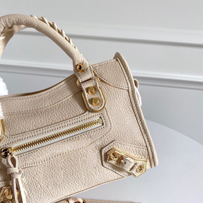 

Hourglass Bags neo classic Tote Designer Shoulder Bag Luxury Handbags Alligator women Genuine leather Alloy locomotive crocodile skin Fashion brand Totes, I need look other product