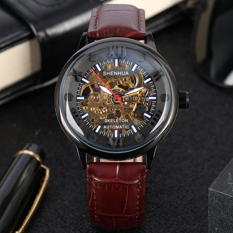 

Wristwatches Mechanical Watch Men Automatic Classic Genuine Leather Skeleton Dia Romaji Convex Male, W513602