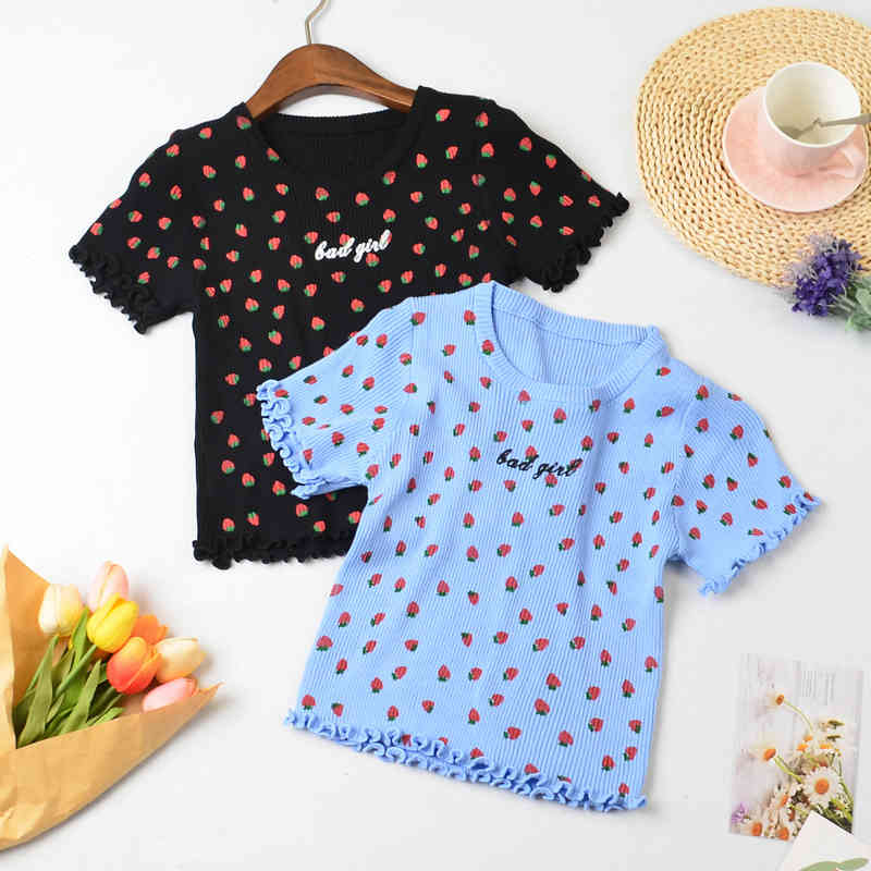 

Women Strawberry Printed T-shirts Knittd Crop Tops Ruffles Hem Tees For Letter"bad girl" Cute Top 210518, Blue