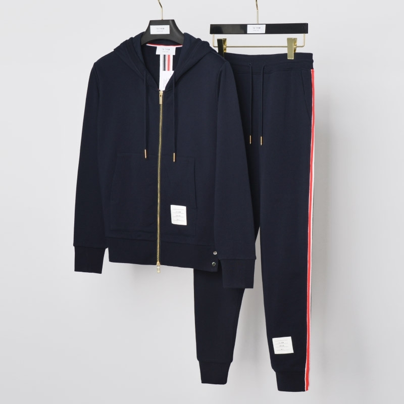 

In spring autumn, men and women have the same two-piece couple suit, hooded sweater, jacket, trousers, leisure sports trend, Gray