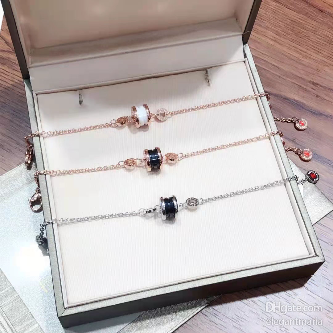 

Jewelry bracelet link chain watch Black ceramic 19cm men and women It is classic to match with Earring Necklace of the same series
