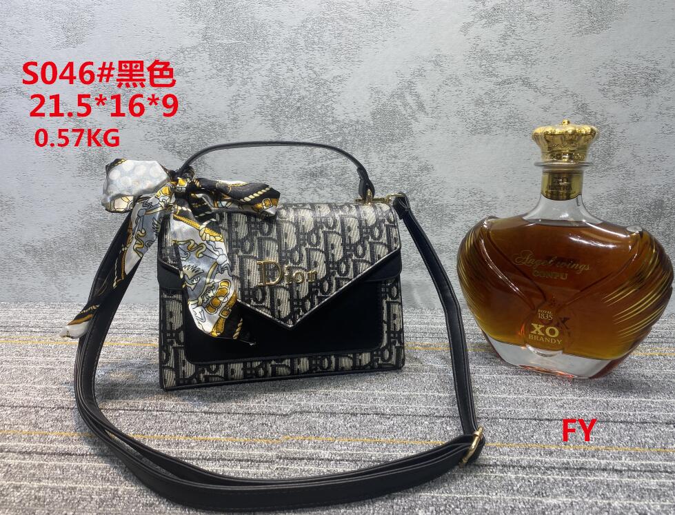 

100% quality LV LOUIS bag VITTON Splicing High capacity shopping bag classic shoulder bags clutch handbags leather cross, Red;black