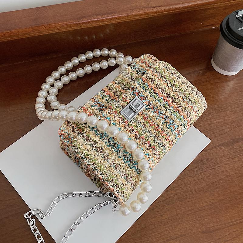Cross Corps pour Sacs de designer Été Paille FLAP Femmes 2021 Petite Perle Perle Bande Bande Courroie Dames Bandoulière Handbags Sacs à main