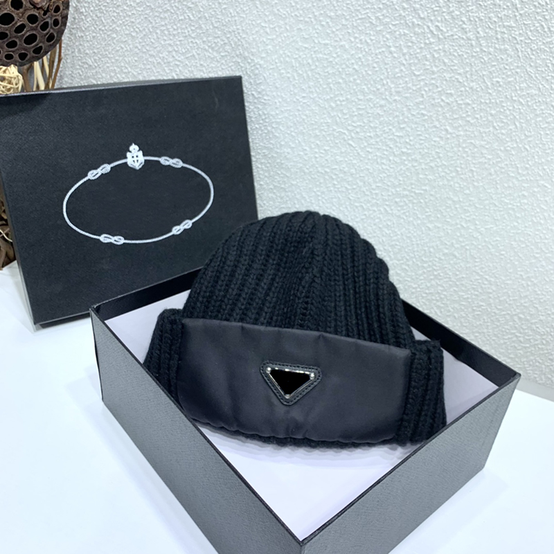 

Mens Designer Beanies Men Cashmere Caps Hats Womens Mens Triangle Brand Hats Luxurys Designer Caps Casquette Luxurys Designers D2109116Z, Blue;gray