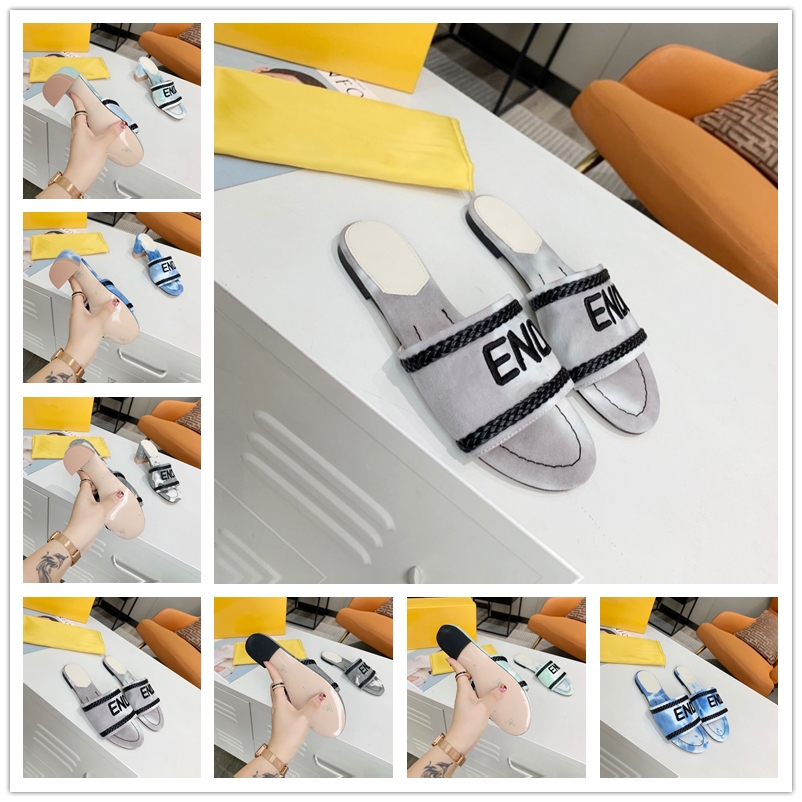 

With box]2021 Women Sandals Slippers Embroidery Designers Slides Sandal Floral Brocade Flip Flops Striped Beach Leather Dazzle Flower Slipper Loafers, Black