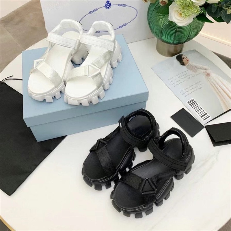 

Fahsion Women Sandals Glossy Leather Slipper Velcro Platform Sandal Cloudbust Thunder Heels Sandale Rubber Thick Bottom Shoes with box, Black