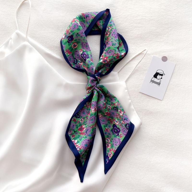 

Scarves 2021luxury Headband Spring Summer Korean Version Of Small Fresh Print Silk Scarf Women Fashion Decoration Narrow Tie