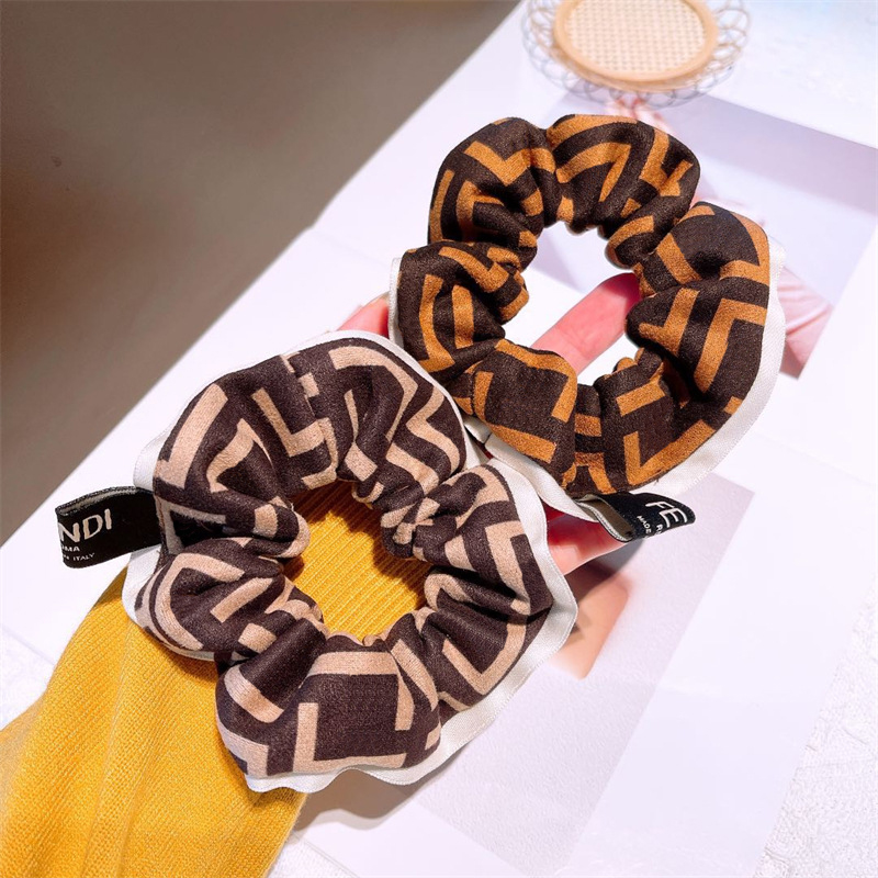 

2Colors Designer Letters Printed Elastic Rubber Bands Women Girls Scrunchies Hairbands Large Intestine Hair Ties Ropes Ponytail Holder Headwraps Accessories