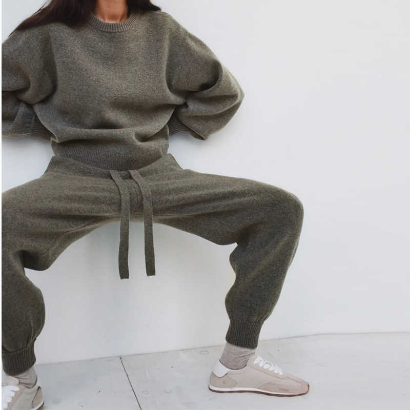 

ZA Women Bubble sleeve knitted sweater Casual Sport Running Thickening Knitted Jogger XITIMEAO 210602