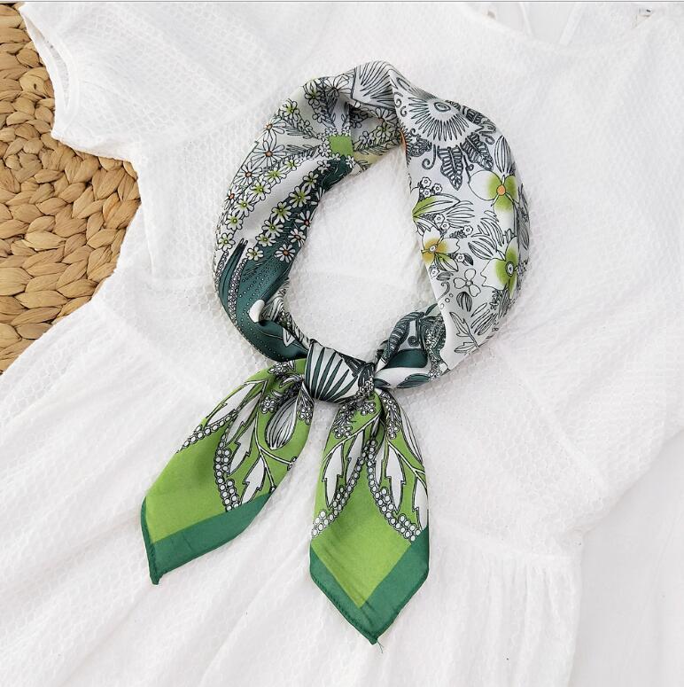 

Scarves Yishine 2021 70*70cm Women Multifunction Polyester Silk Scarf Sweet Hearts Flowers Prints Satin Square Wraps Ladies Hija