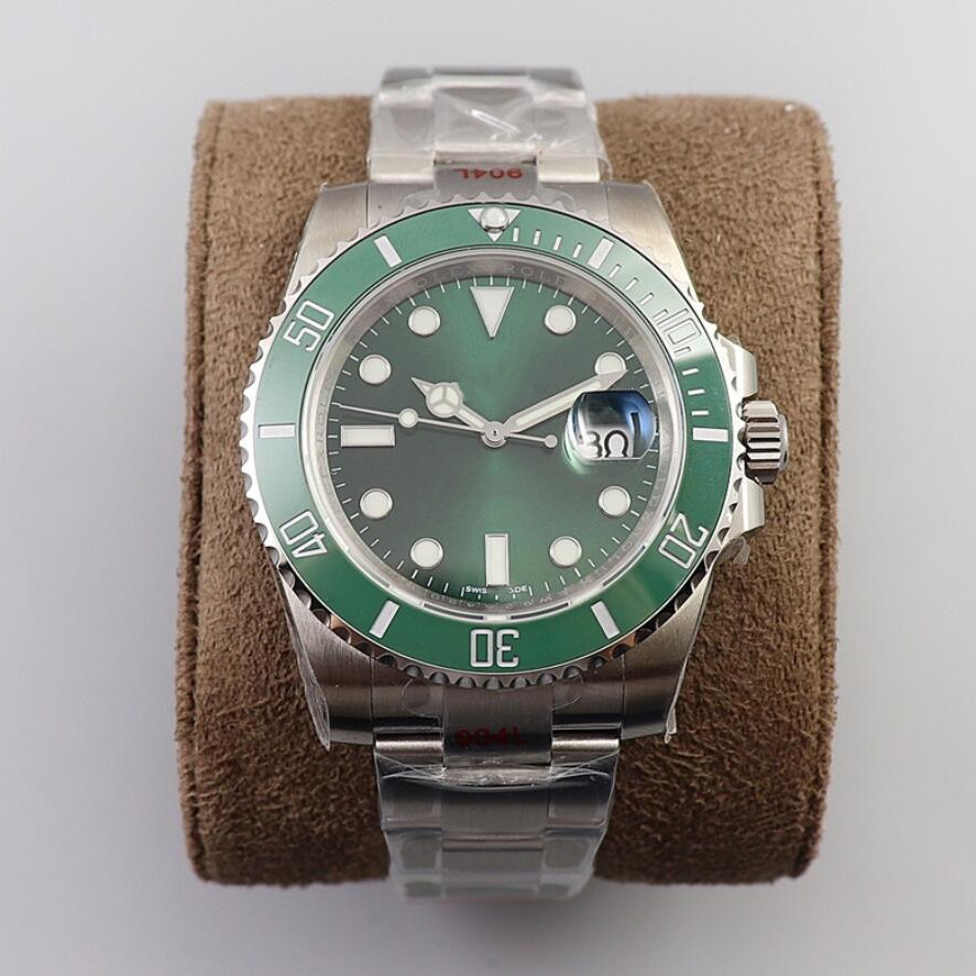 Montre EW Men's Watch 3135 Mouvement mécanique automatique 904L Mâle Green Mâle Montre de luxe