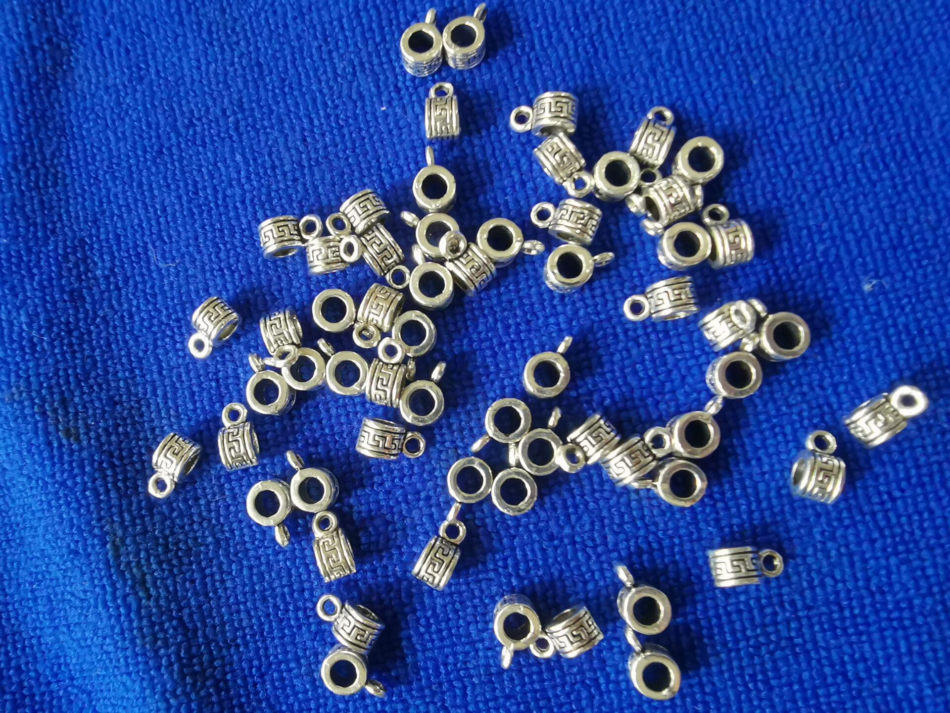 

300pcs Tibetan silver Metal Cylinder decorative bail beads A182 Jewelry Findings, Blue;slivery