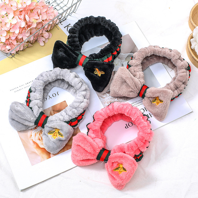 

2021 New Cute Bowknot Face Wash Makeup Headband Gold Embroidery Little Bee Headband Headbands Wholesale