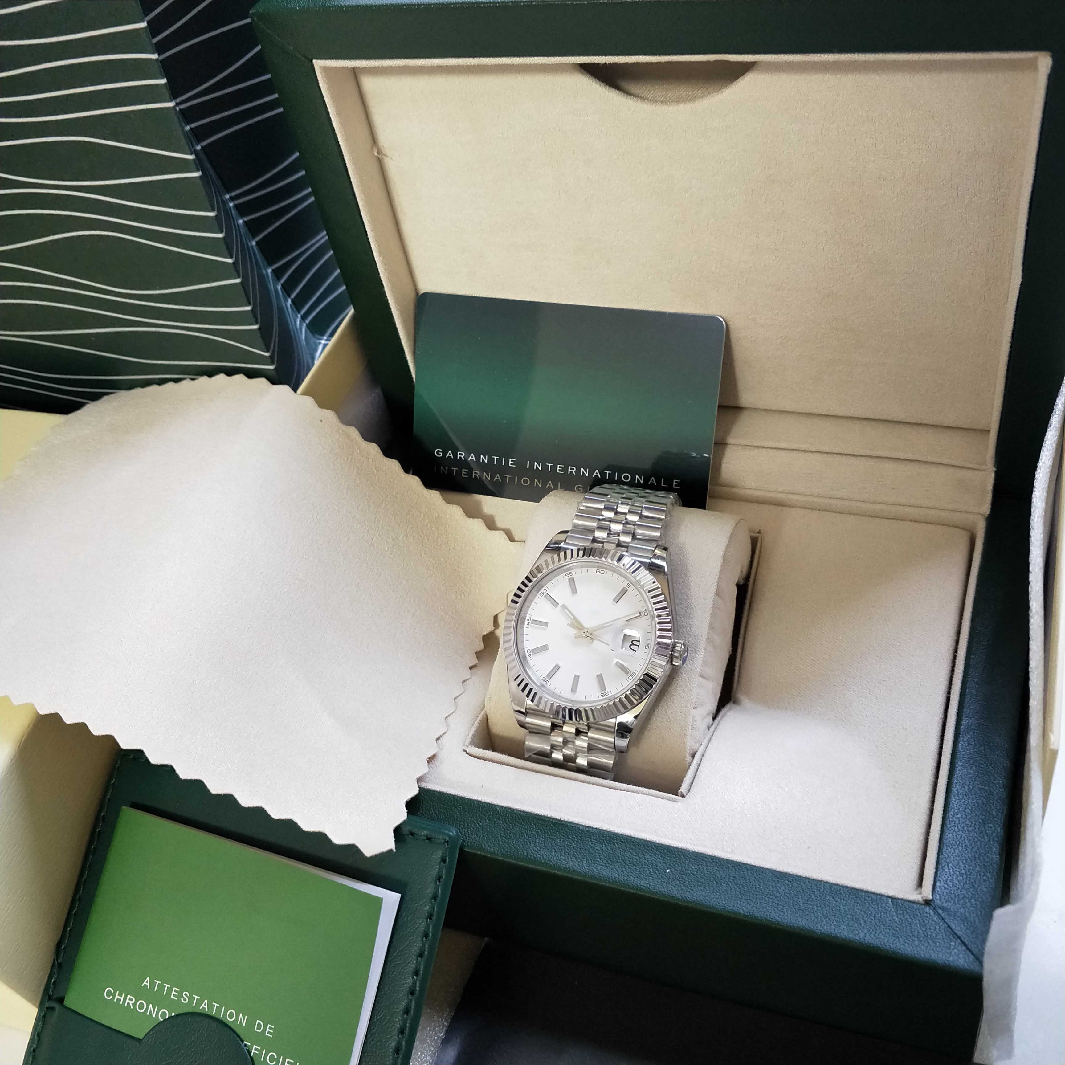 

8 styles BP Version Watch 41MM 126300 126331 126334 126333 New Strap Smooth Bezel Wristwatches Automatic Movement Stainless Steel White Dial With Original Box, 01