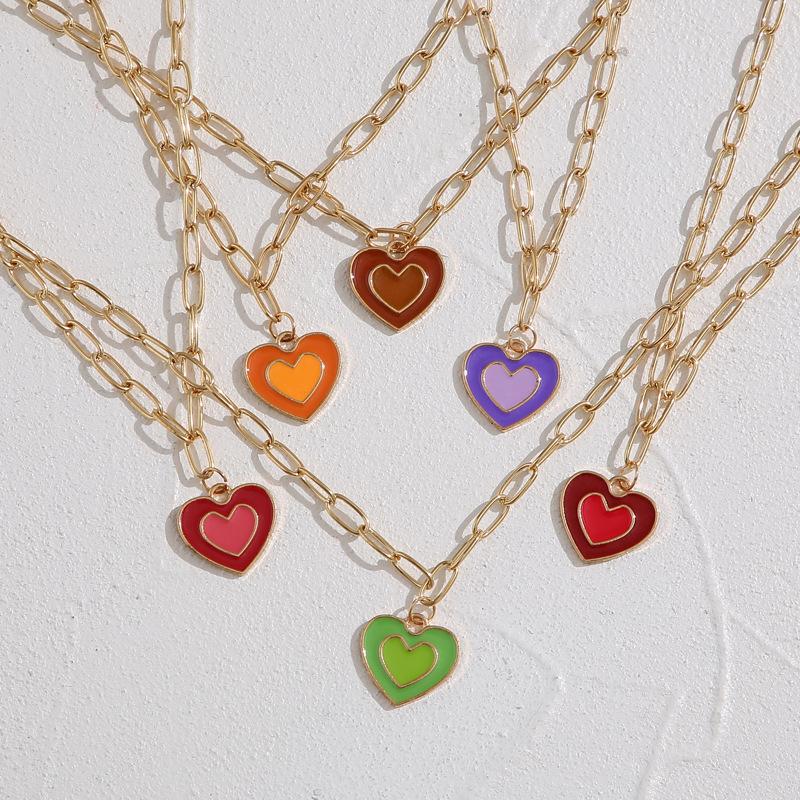 

Pendant Necklaces Fashion Colorful Love Heart Couple Necklace For Women Men Dripping Oil Rainbow Chain Choker Lovers Jewelry Gift
