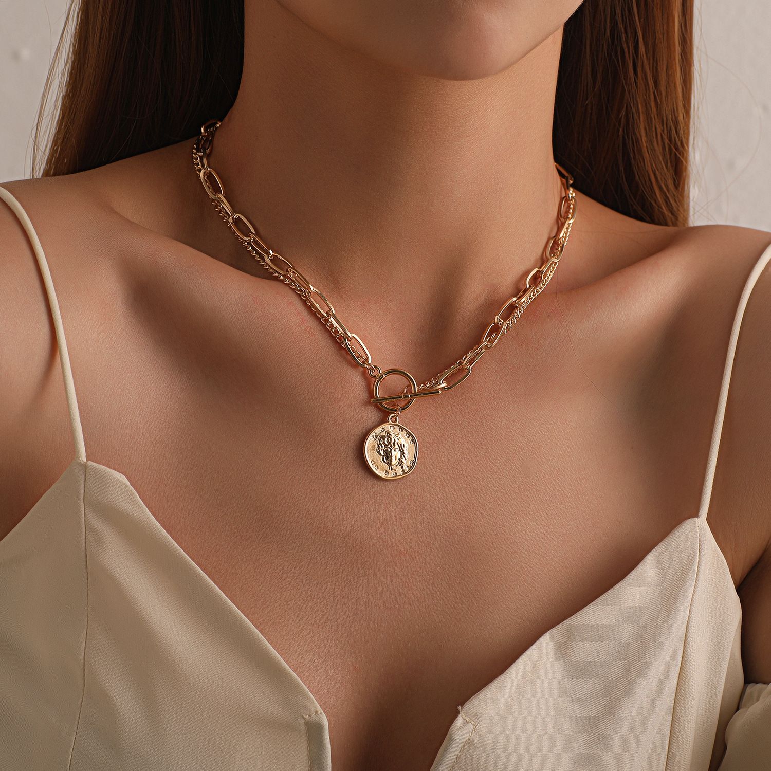 

Necklace C&j Irregular Round Medal Head Pendant Ladies Double Simple Chain, Silver