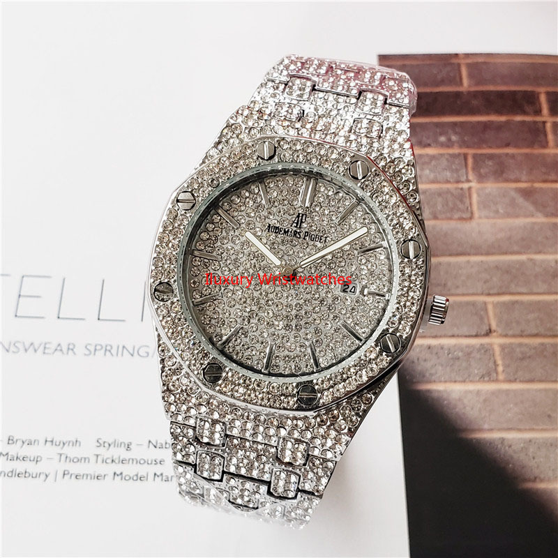 

Brilliant diamond inlaid top brand series men watches, automatic date exquisite gift business casual party dinner party quartz watch, Slivery;brown