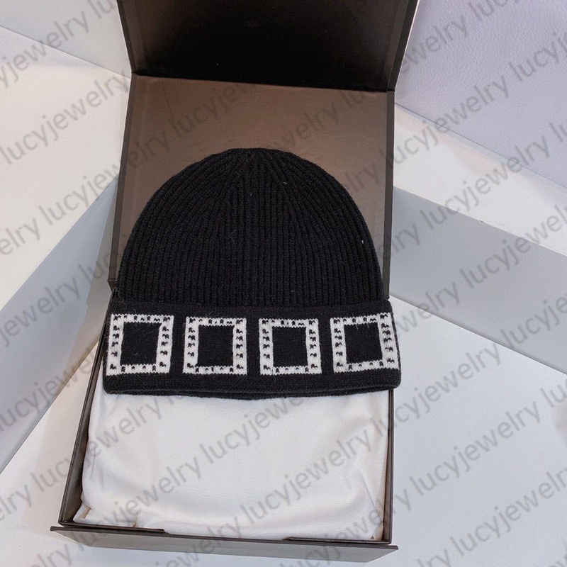 

Designer Beanie Fashion Leisure Skull Cap Warm Hats Breathable Fitted Bucket Hat 5 Colors Top Quality, C1