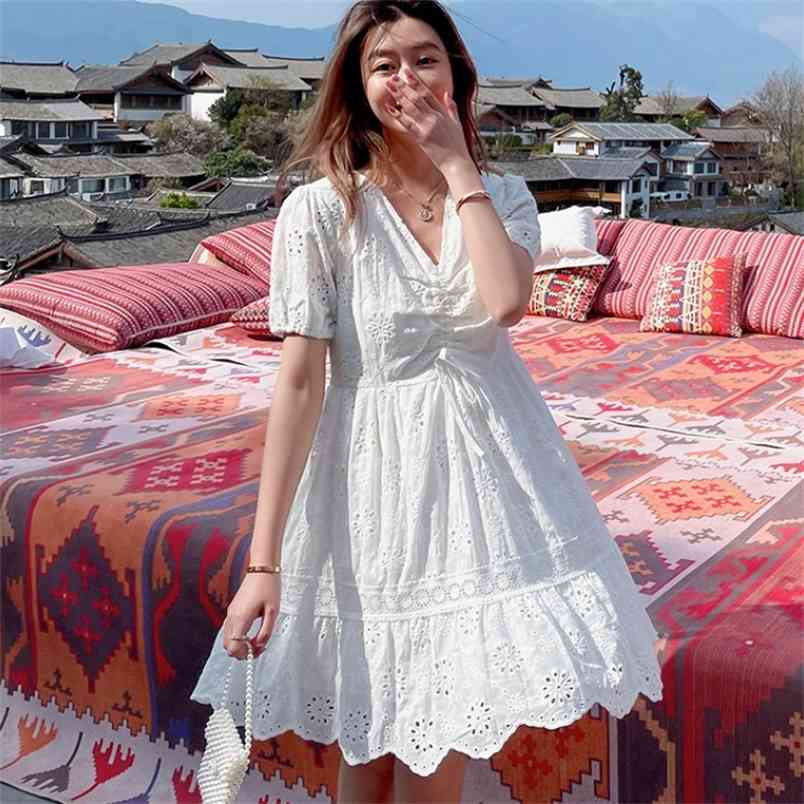 

Fashion Elegant Drawstring V-Neck Cotton Hollow Embroidery Party Dress Summer Short Sleeve Casual Ruffles Mini 210519, White