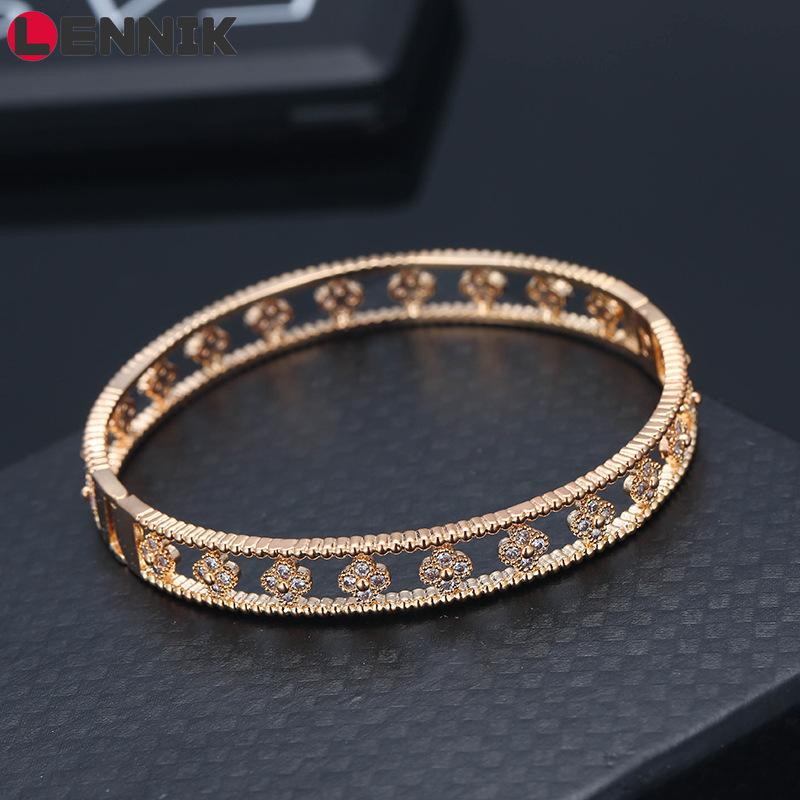 

Personality Creative Sweet Romantic Simple Four-leaf Clover Inlaid Zircon Copper Bracelet With Design Accessories C227 Bangle