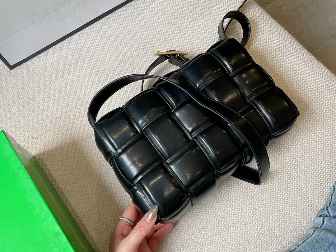 

Padded Cassette Intrecciato Mini Shoulder Bags Nappa strips Soft Lambskin Leather Luxurys Womens Designers CrossBody Knitting Clutch Chocolate Bar Bag