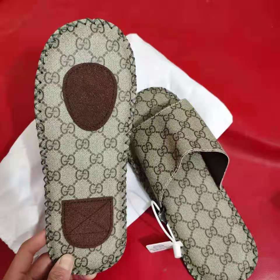 

Men Women Sandals Shoes Summer Fashion Flat Sandals Slipper Flip Flop new LV LOUIS bag VITTON women SHOES, Black