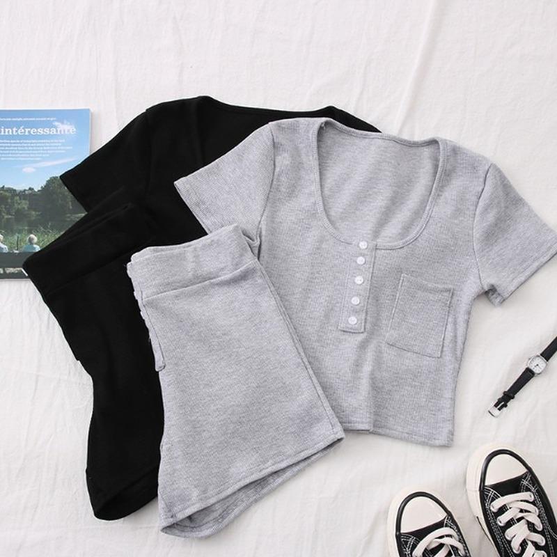 

Yoga Outfit 2021 Summer Loose Casual 2 Piece Set Women O Neck Short Sleeve T-shirt Middle Waist Shorts Sport Wear Tracksuits, Black
