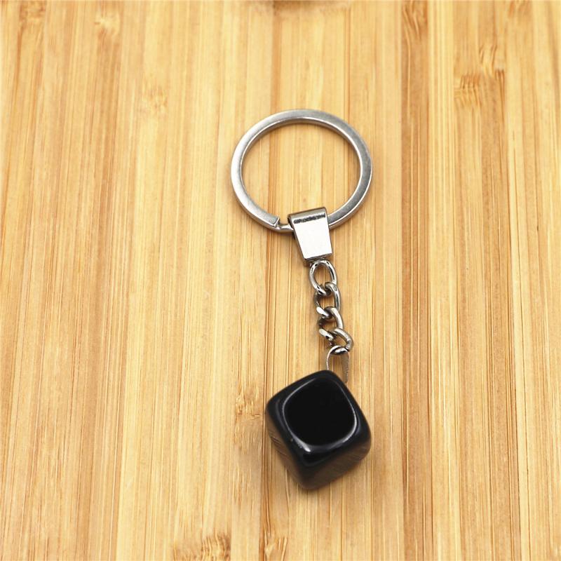 

Keychains 2021 Fashion Vintage Natural Stone Keychain Quartz Pendant Obsidian Agates Accessories