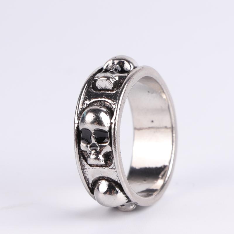 

Cluster Rings Unique Full Circle Skull Punk Men Ring Fashion Charm Motorcycle Jewelry Accessories