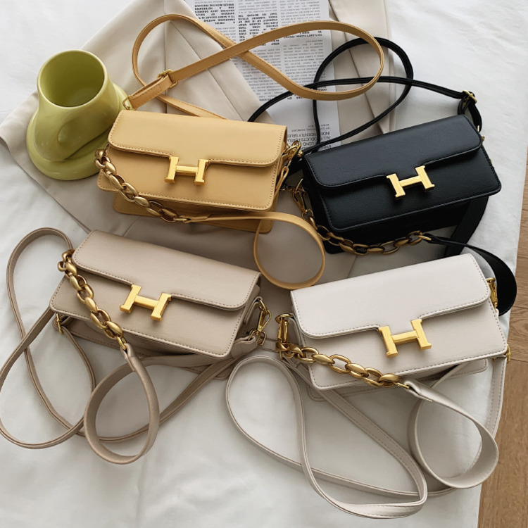 

Sole by designer Fashion purse underarm women's bag solid color style messenger single shoulder accessories small square commuter purse, Black