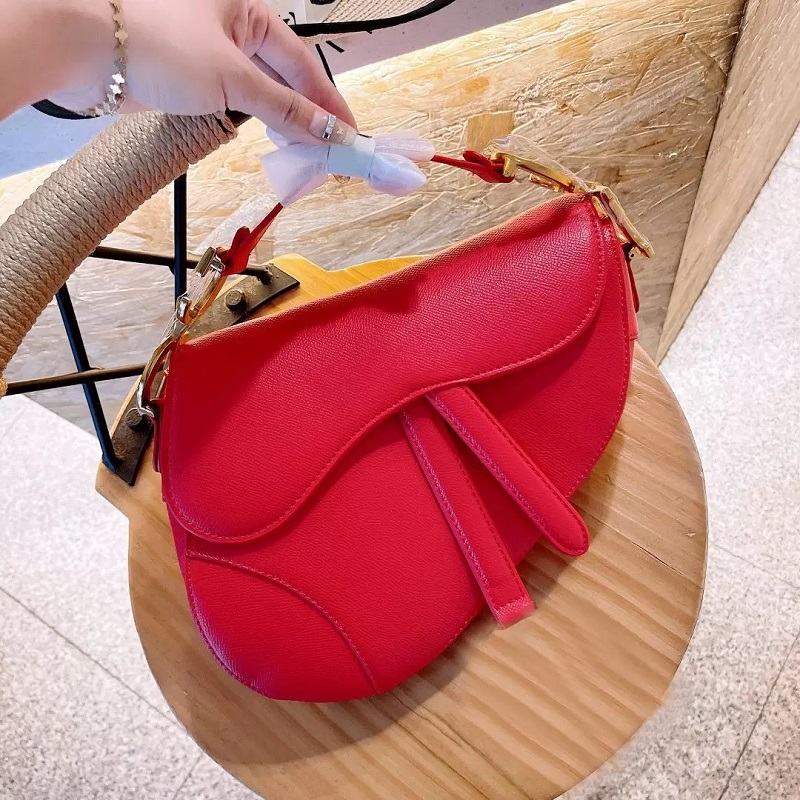 

Saddle Bag sadle 2022 High top quality Small crossbody bags for women purses fashion leather lightweight on black designer off cross womens, Red;black