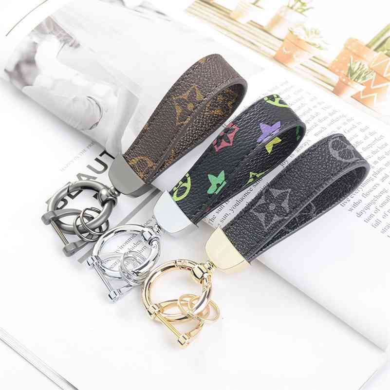 

Fashion Designers PU Leather Keychain Accessories Creative Gift Key Ring Metal Men Women Adults Car Bag Pendant High Qualtiy G338QTS
