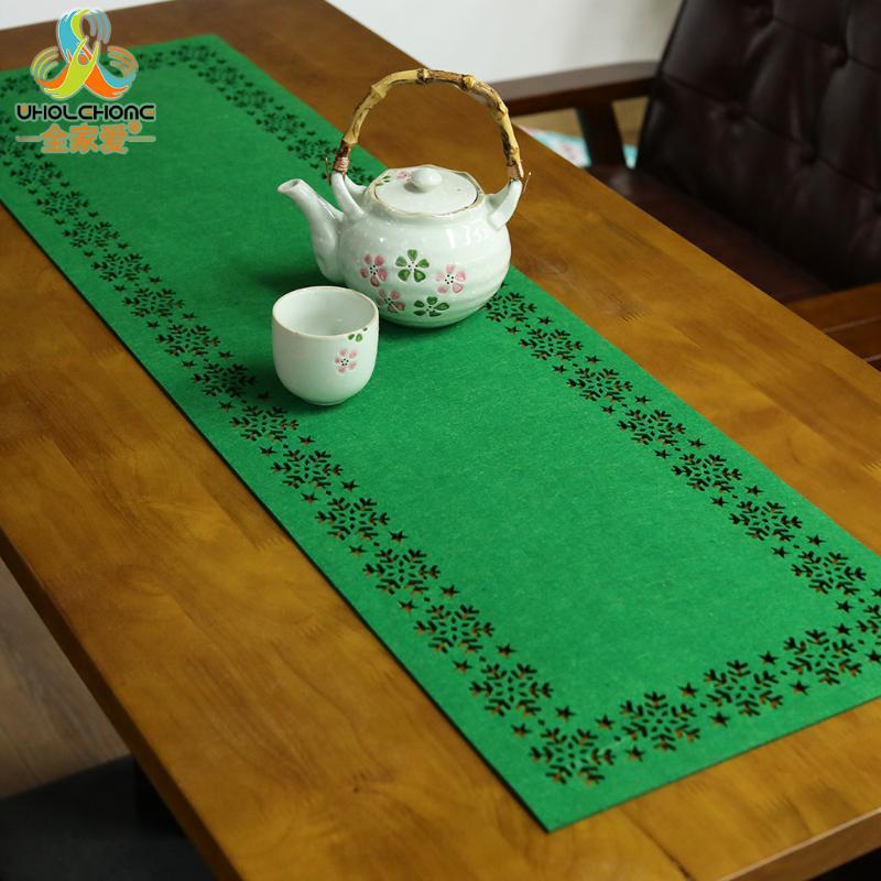 

Home Textile Table Runner Cloth Felt Solid Hollow Out Christmas Year Gift Decoration 3 Colors 30x102cm 1 PCS